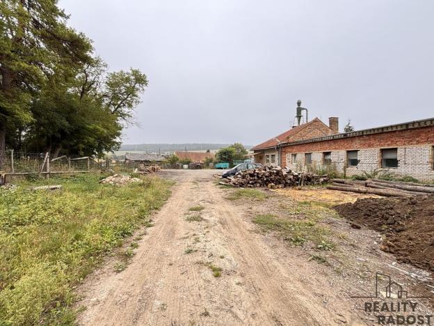 Prodej výrobních prostor, Nesovice, 1145 m2