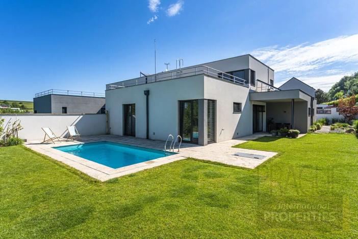 Prodej rodinného domu, Tuchoměřice, 497 m2