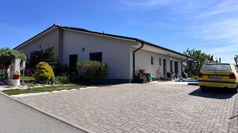 Prodej rodinného domu, Hajany, 105 m2