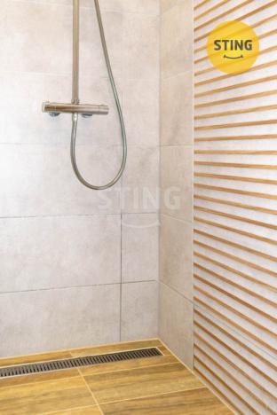 Pronájem bytu 2+kk, Ostrava, Poštulkova, 63 m2