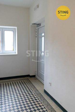 Pronájem bytu 2+kk, Ostrava, Poštulkova, 63 m2