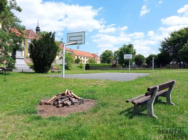 Prodej chalupy, Krty, 100 m2