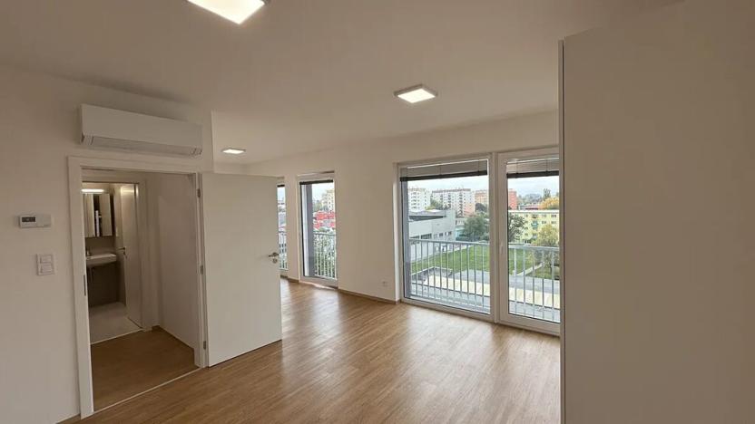 Pronájem bytu 1+kk, Přerov, Čechova, 39 m2