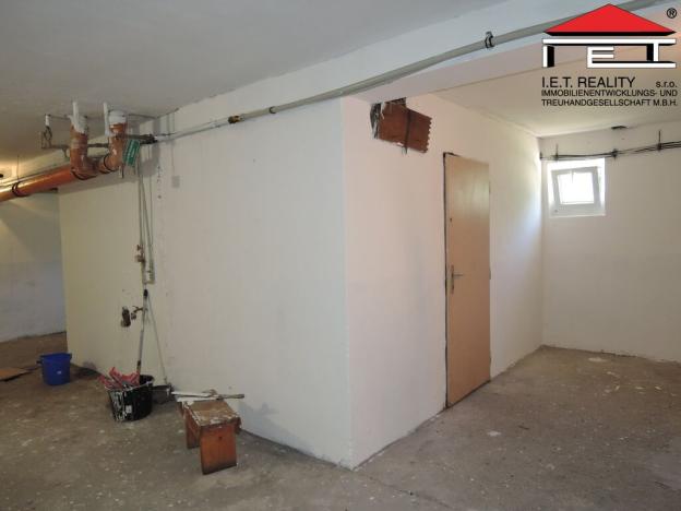 Pronájem bytu 1+1, Panenské Břežany, Družstevní, 38 m2