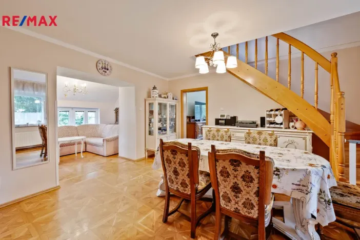 Prodej rodinného domu, Suchdol - Vysoká, 256 m2