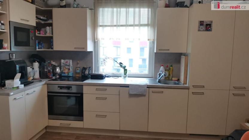 Pronájem bytu 1+kk, Praha - Černý Most, Bryksova, 33 m2