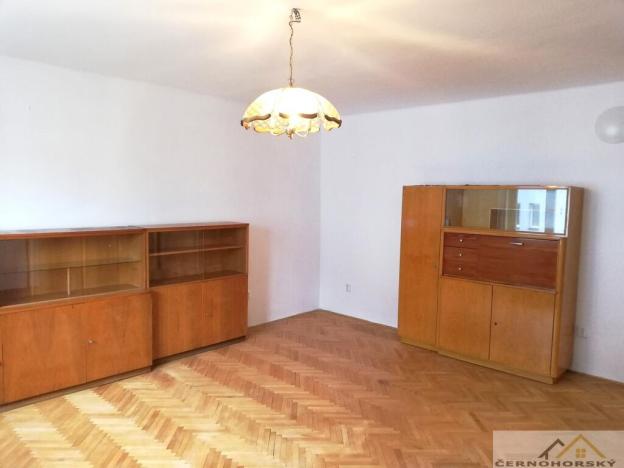 Pronájem bytu 2+1, Louny, Fűgnerova, 67 m2