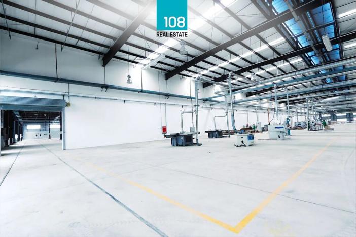 Prodej skladu, Havraň, 19000 m2