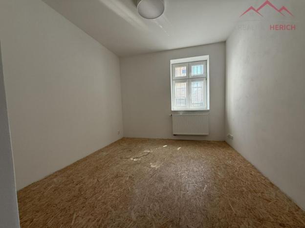 Pronájem bytu 3+kk, Chomutov, Vršovců, 75 m2