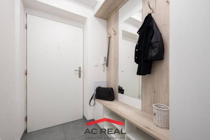 Prodej bytu 2+kk, Brno - Židenice, Šámalova, 42 m2