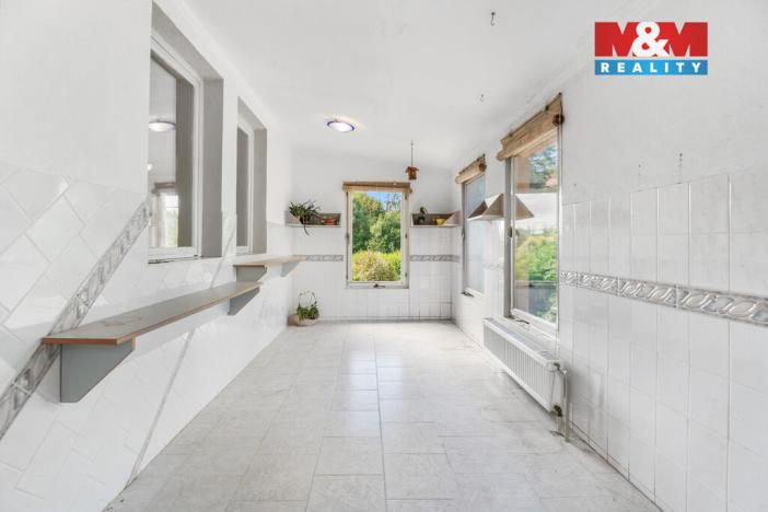 Prodej rodinného domu, Velké Chvojno - Malé Chvojno, 240 m2