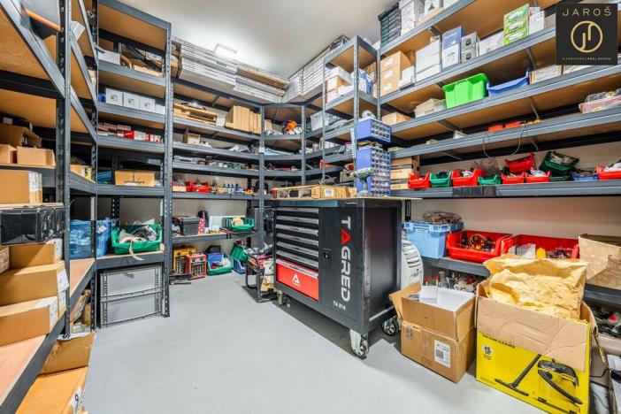 Prodej obchodního prostoru, Kladno, Huťská, 402 m2