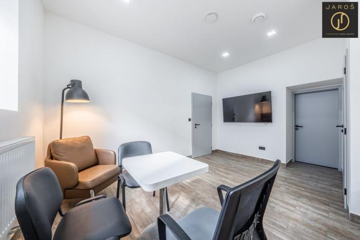 Prodej obchodního prostoru, Kladno, Huťská, 402 m2