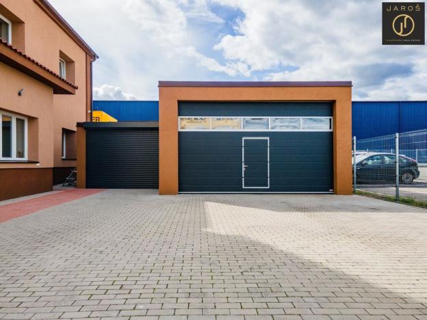 Prodej obchodního prostoru, Kladno, Huťská, 402 m2