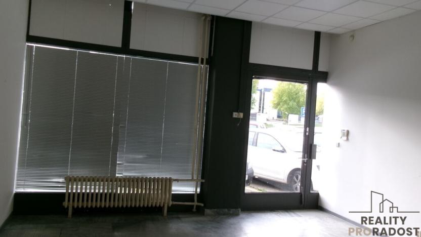 Pronájem obchodního prostoru, Brno - Medlánky, 200 m2