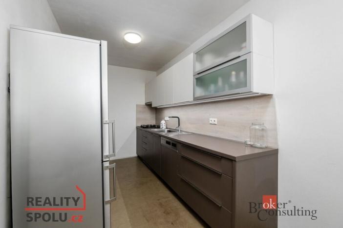 Prodej bytu 3+1, Benešov, Vnoučkova, 75 m2