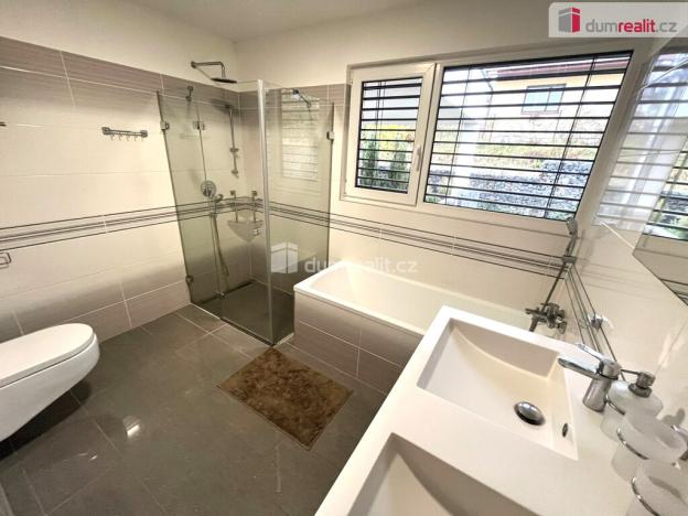 Pronájem rodinného domu, Vizovice - Chrastěšov, 149 m2