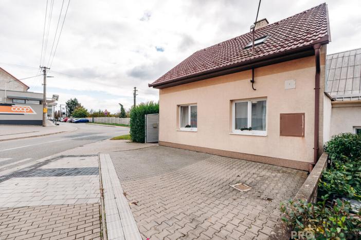 Prodej rodinného domu, Bukovany, 230 m2