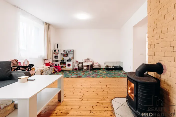 Prodej rodinného domu, Bukovany, 230 m2