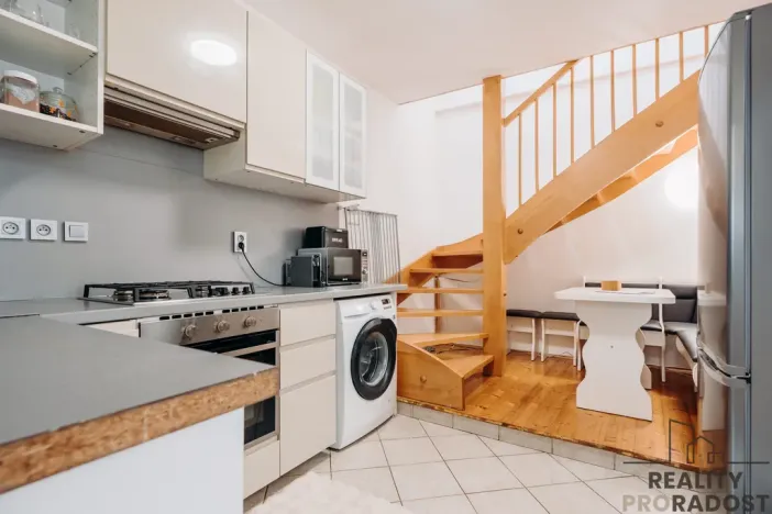 Prodej rodinného domu, Bukovany, 230 m2