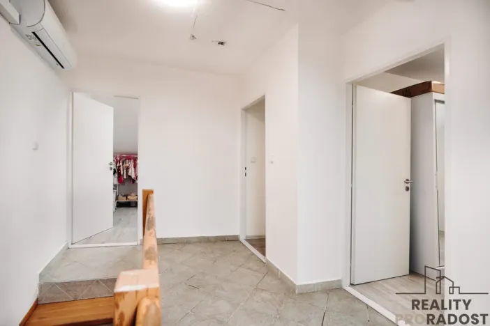 Prodej rodinného domu, Bukovany, 230 m2