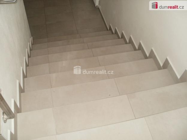 Pronájem bytu 1+1, Rožnov pod Radhoštěm, V Aleji, 39 m2