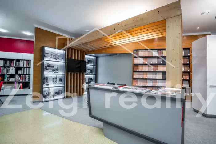 Pronájem obchodního prostoru, Brno - Židenice, 193 m2