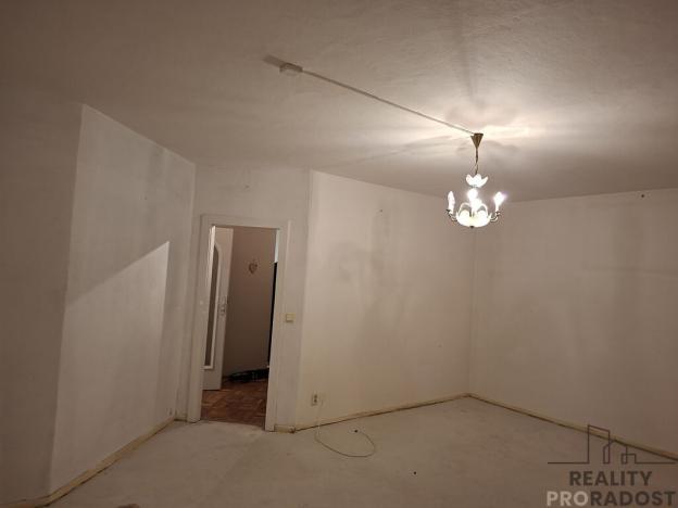 Pronájem bytu 2+kk, Kladno, Švýcarská, 89 m2