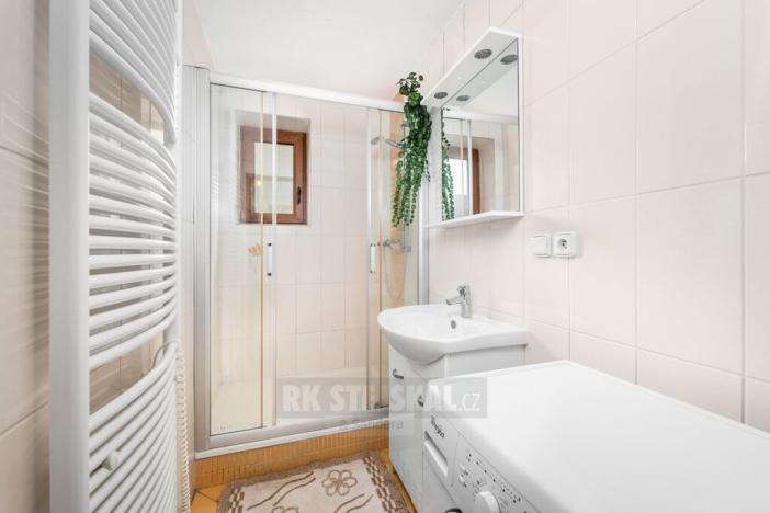 Prodej rodinného domu, Žár, 158 m2