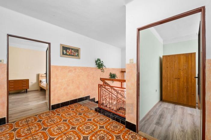 Prodej rodinného domu, Žár, 158 m2