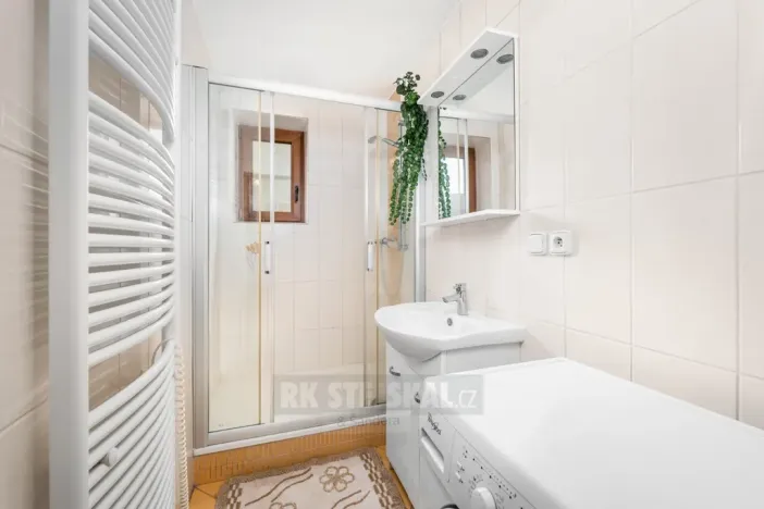 Prodej rodinného domu, Žár, 158 m2