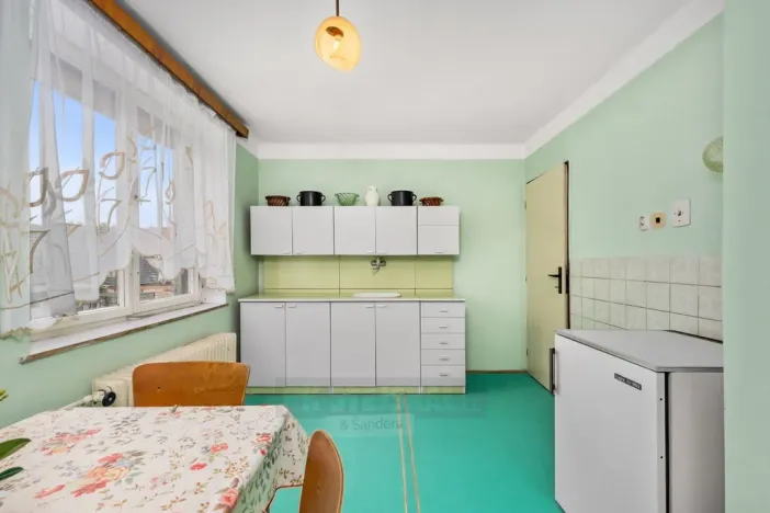 Prodej rodinného domu, Žár, 158 m2