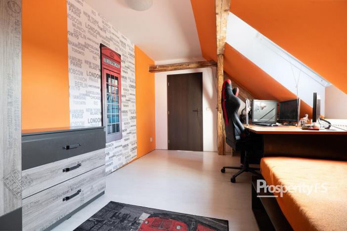 Prodej rodinného domu, Kladno - Kročehlavy, Unhošťská, 229 m2