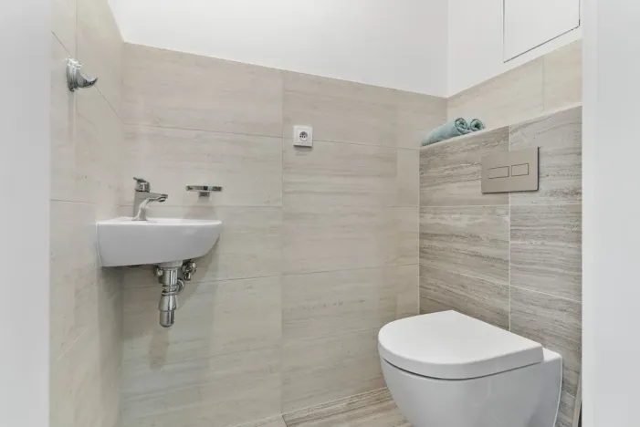 Pronájem bytu 2+kk, Liberec - Liberec III-Jeřáb, U Nisy, 59 m2