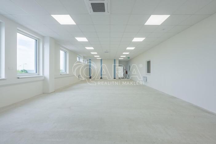 Pronájem skladu, Divišov, 2922 m2