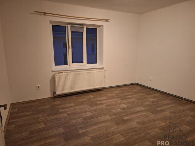 Pronájem bytu 1+1, Děčín, Riegrova, 4343 m2