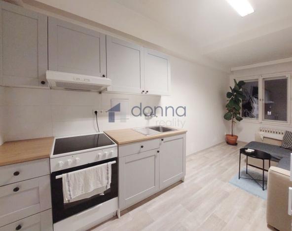 Pronájem bytu 2+kk, Praha, Sokolovská, 62 m2