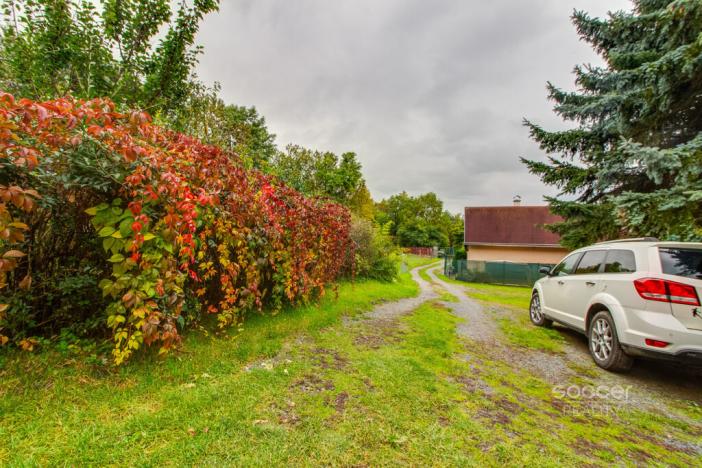 Prodej zahrady, Praha, 644 m2