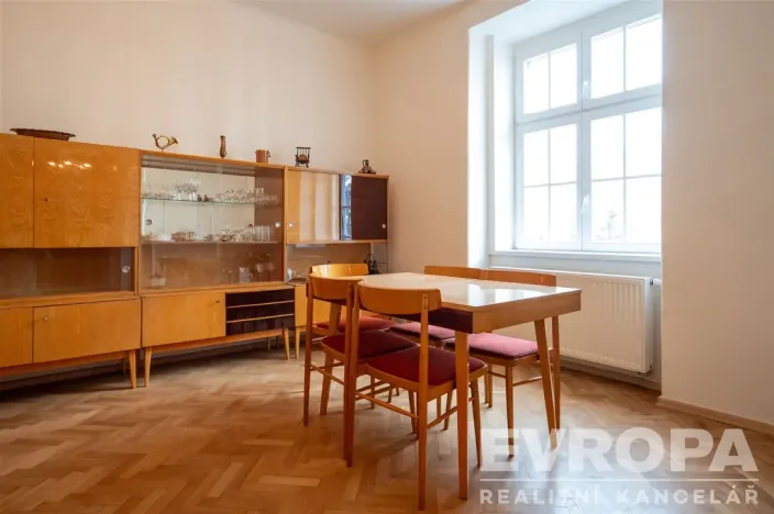 Prodej bytu 4+1, Praha - Holešovice, Veletržní, 101 m2