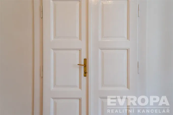 Prodej bytu 4+1, Praha - Holešovice, Veletržní, 101 m2