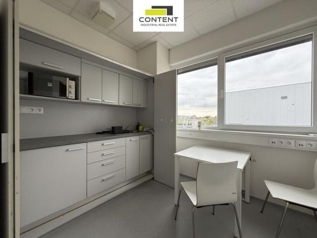 Pronájem skladu, Praha - Horní Počernice, K Bílému vrchu, 1591 m2