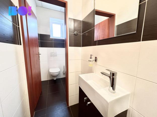 Pronájem obchodního prostoru, Ostrava, Sokolská třída, 181 m2