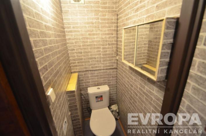 Prodej bytu 3+1, Praha - Žižkov, Na rovnosti, 77 m2