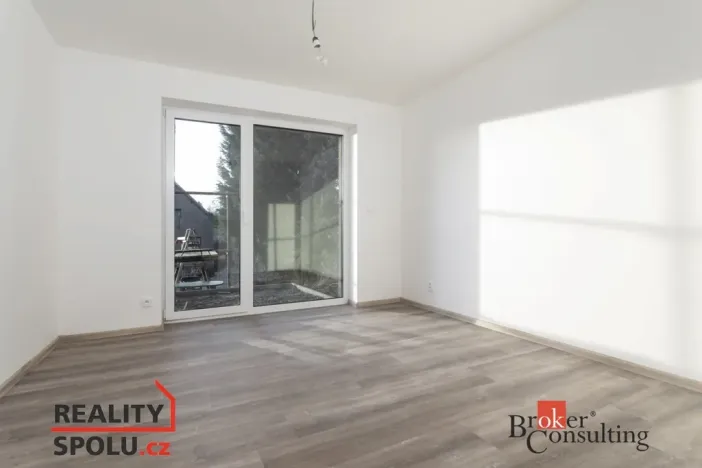 Pronájem bytu 2+kk, Velké Hoštice, 60 m2