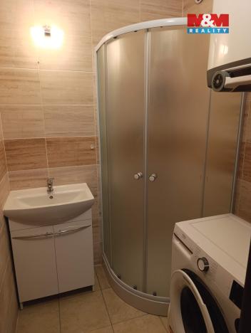 Prodej bytu 3+1, Černá v Pošumaví - Bližná, 88 m2