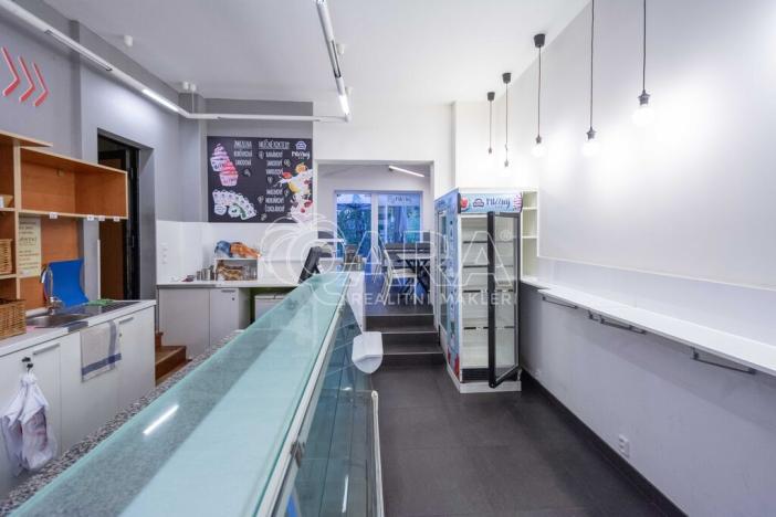 Pronájem obchodního prostoru, Neratovice, Masarykova, 55 m2