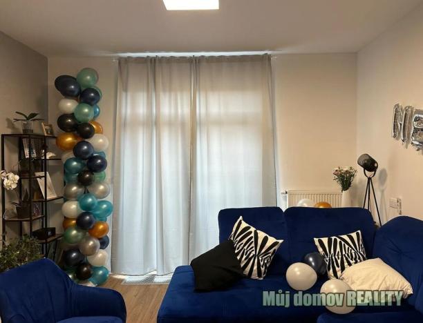 Pronájem rodinného domu, Praha - Hostivař, Hornoměcholupská, 230 m2