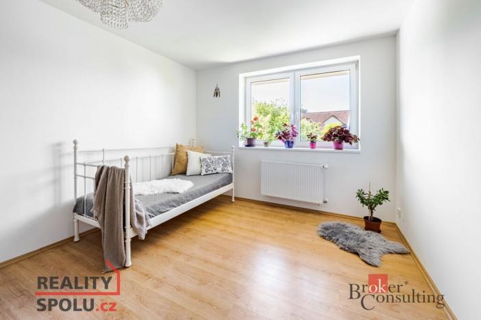 Prodej bytu 3+kk, Praha - Újezd nad Lesy, Domanovická, 86 m2