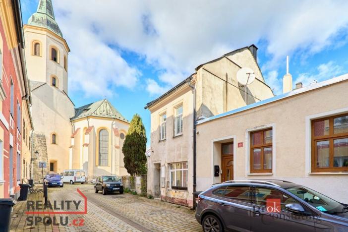 Prodej rodinného domu, Ostrov, Žižkova, 100 m2