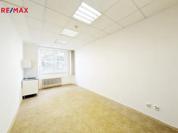 Pronájem kanceláře, Havířov, Lidická, 73 m2